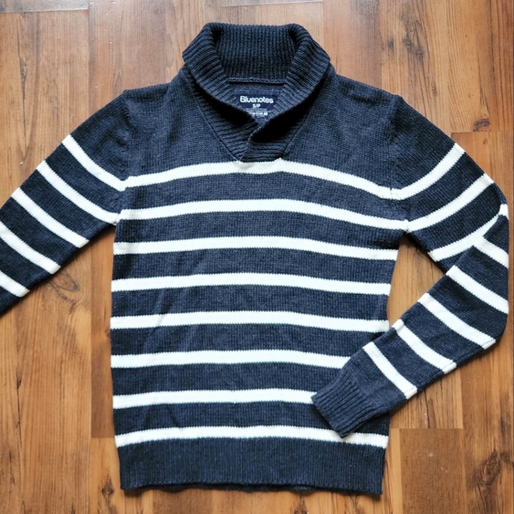 Knit Sweater w/ Shawl - S